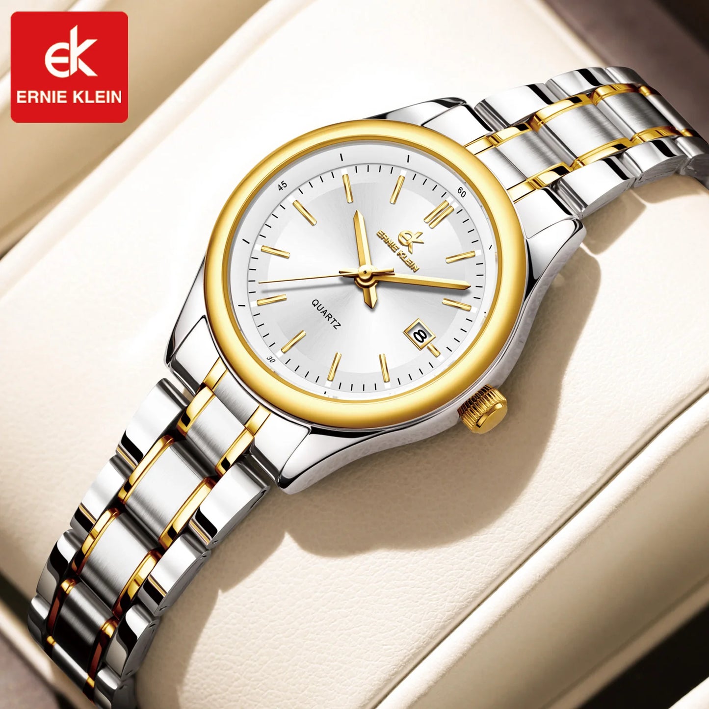 montre dorée de luxe pour femme