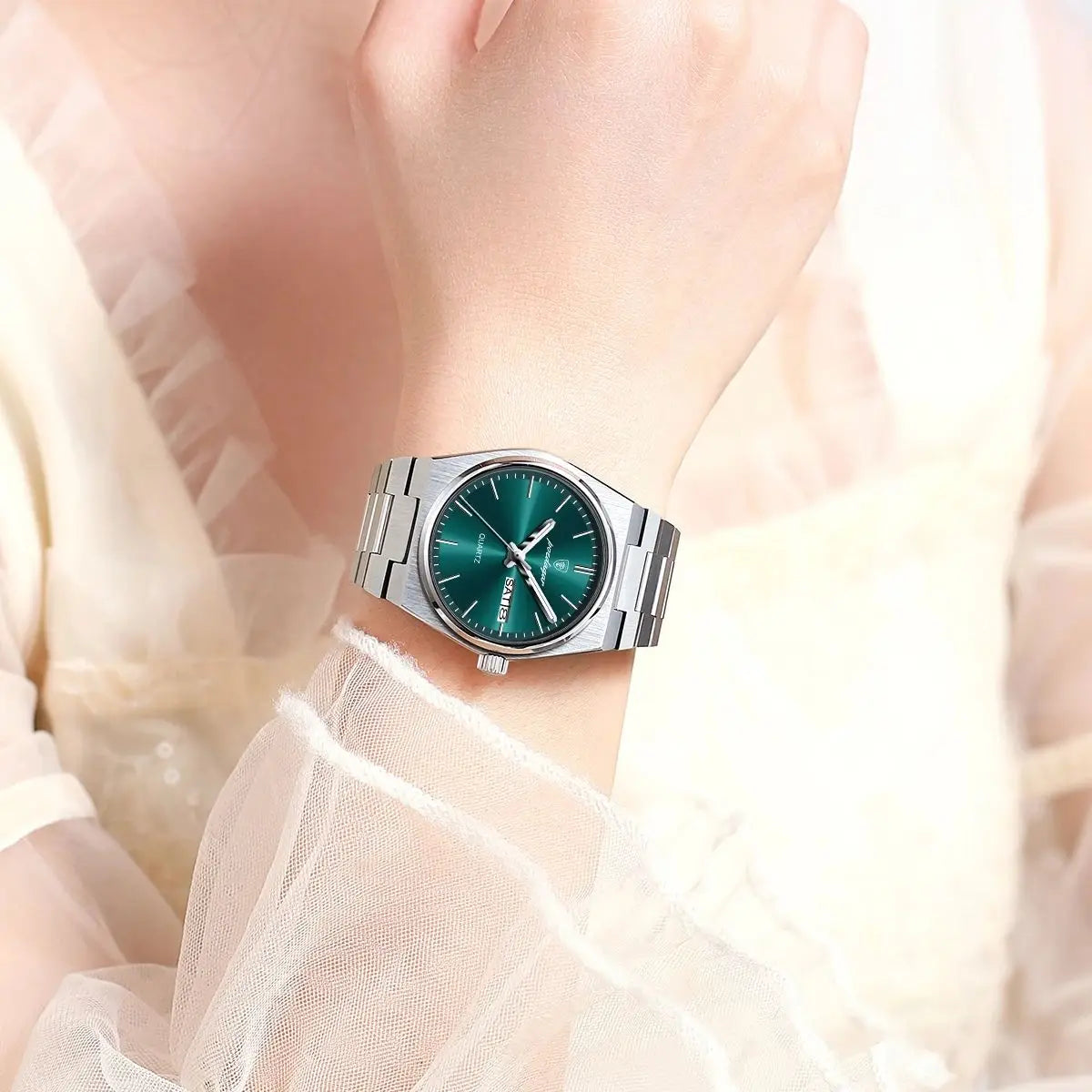 montre de luxe, à quartz,  pour femme